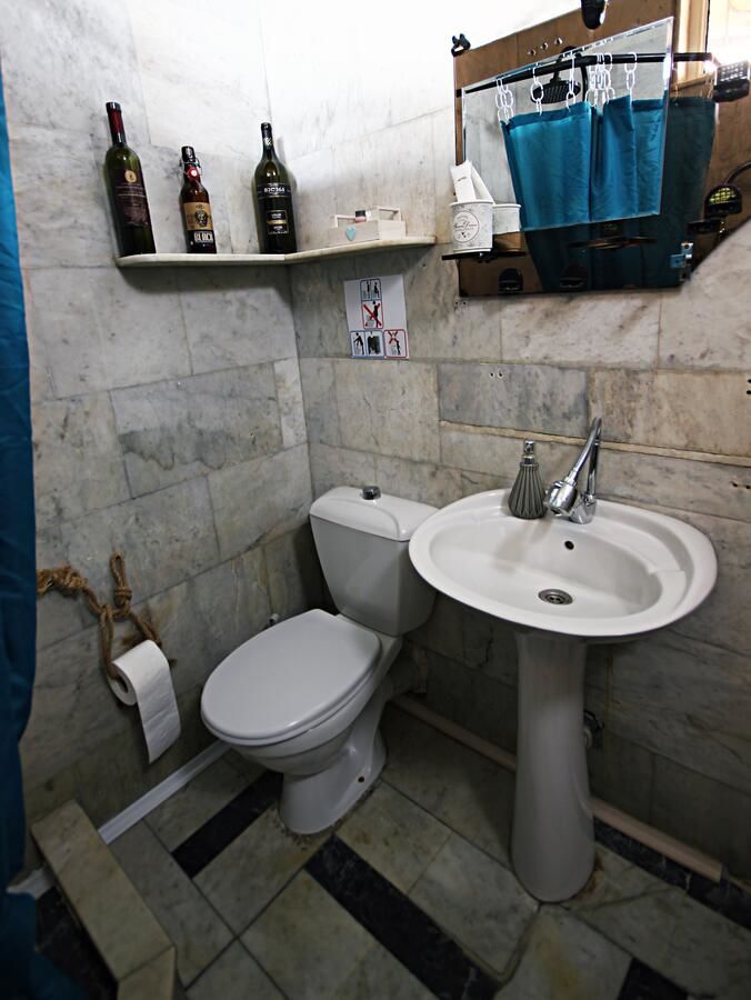 Хостелы Dingo Backpackers Hostel Кутаиси-24